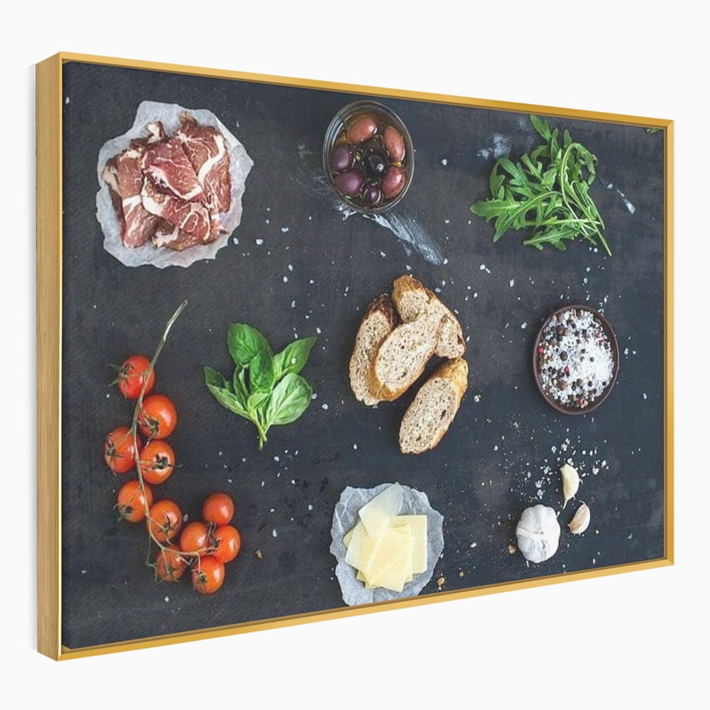 Tablou canvas cu natura moarta cu ingrediente italiene, in rama de aluminiu auriu
